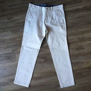 Men’s Gap slim cream dress pants, 31”x30”